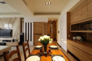 武汉幸福湾111平三居室现代简约风格装修餐厅