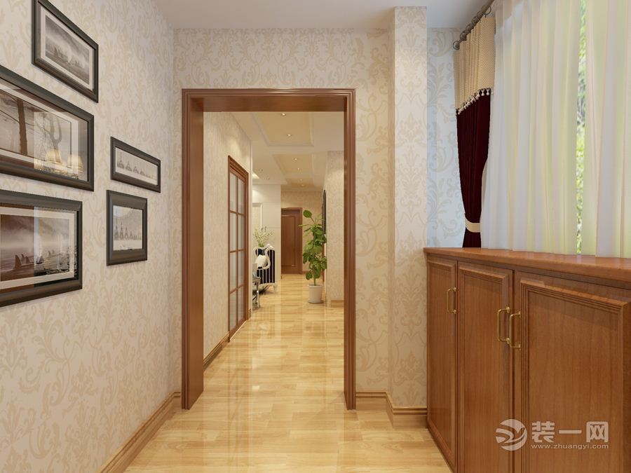 欧式风格装修的房间应选用线条繁琐，看上去比较厚重的图画或画框，才能与之匹配。