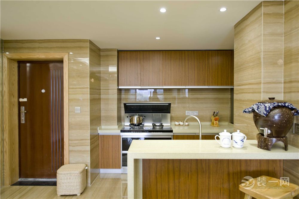 9郑州亚新美好艺境大户型156平三居室中式风格装修