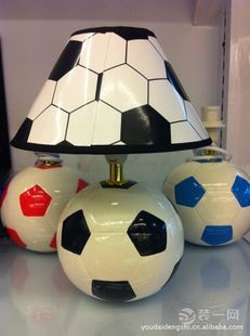 足球灯装饰