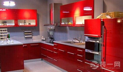 红色系厨房装修设计效果图