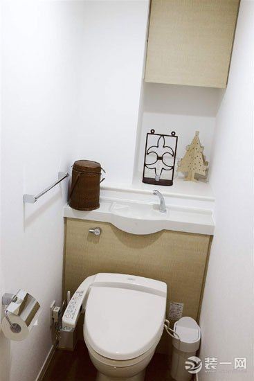 1平米卫浴间装修设计效果图