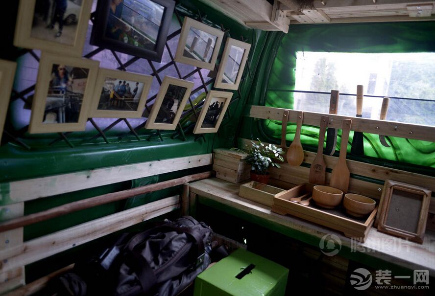 云南大学生2.5万打造绿色休闲房车