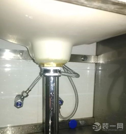 面盆下水器安装步骤