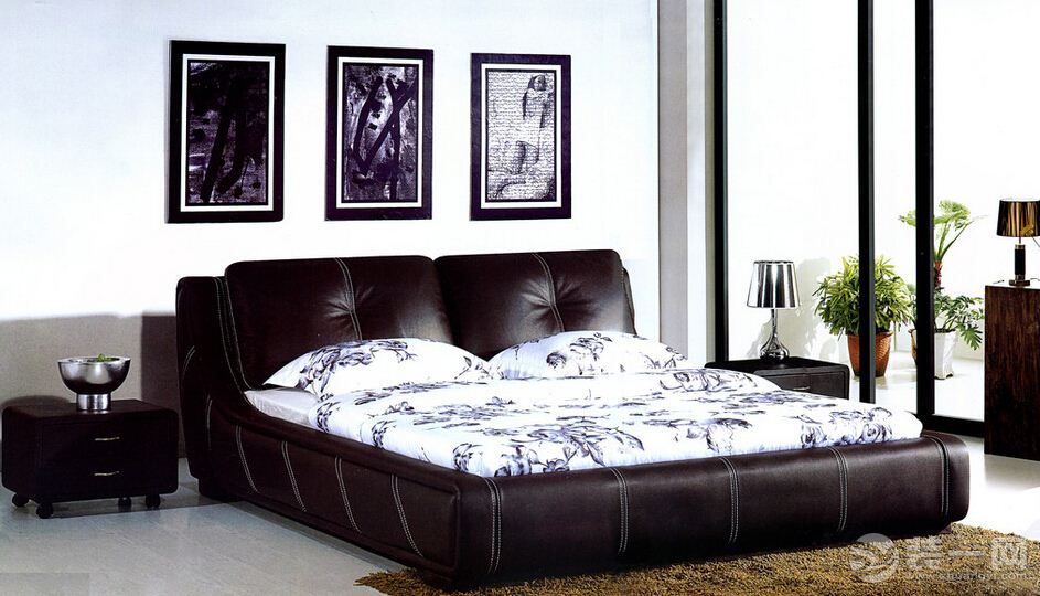 卧室睡床皮床、木床及布艺床哪个好