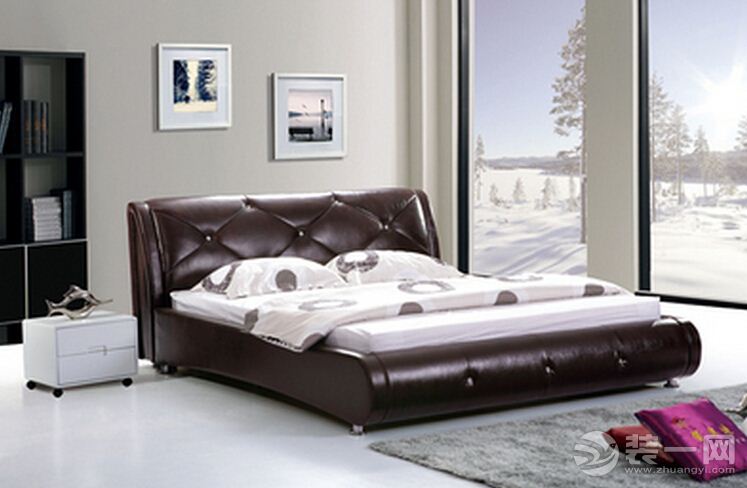卧室睡床皮床、木床及布艺床哪个好