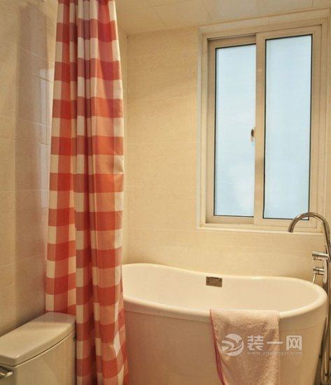 十款风格迥异浴室隔断装修效果图