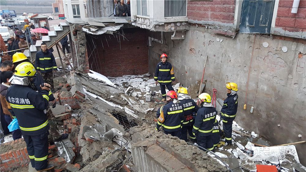 哈尔滨清河湾小区私建地下室坍塌 造成1死1伤