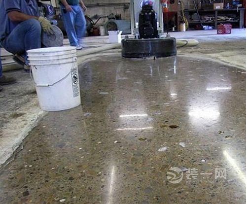 科普哈尔滨装修建材 分析水泥地面硬化剂作用及施工流程