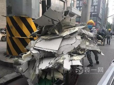 沈阳第一高楼原来这么经不起风雨“洗礼”