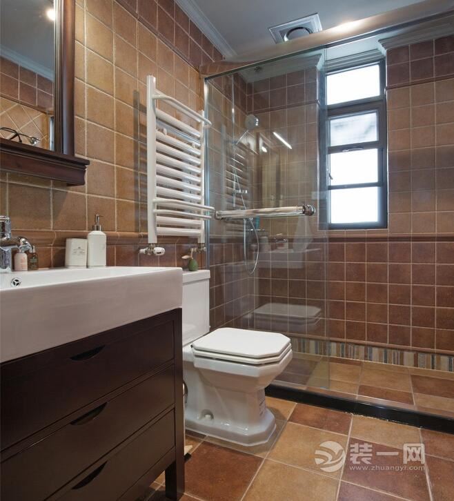 温州装修网：美式古典风格装修效果图卫浴间