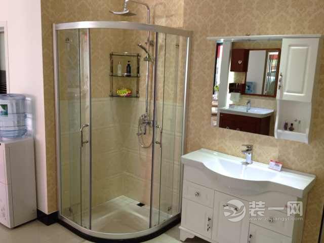 宜春装修网：淋浴房钢化玻璃