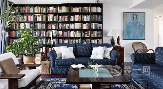 客厅装修也需好装扮 植物波点沙发点亮家居空间