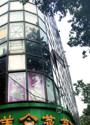 广州装修公司玻璃幕墙超使用年限怎么办