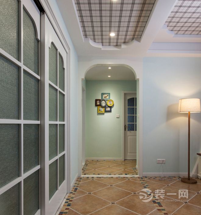 郑州装修网96平米三室一厅地中海风格玄关装修效果图