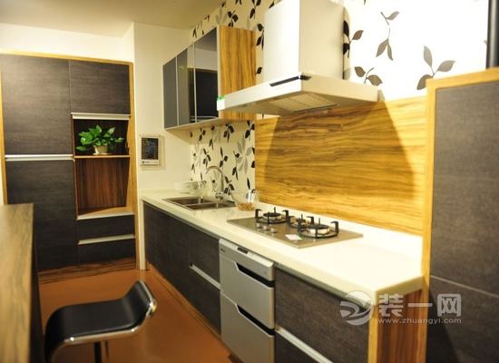 新房厨房橱柜现代风格装修设计效果图