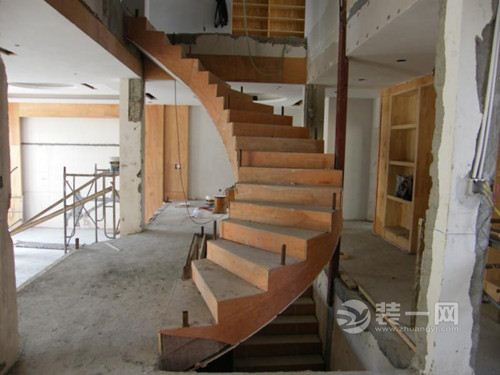 简阳装修网楼梯安装步骤及要点解析