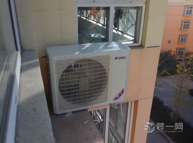 南宁餐饮店装修 30平方米墙面竟然安装了17台空调