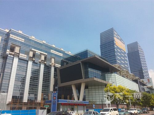 武汉天地壹方购物中心已处装修后期 或将于九月开业
