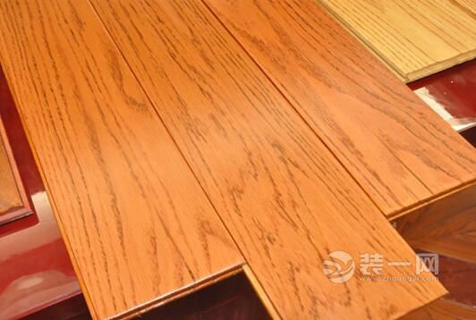 北京装修网关于实木地板选购技巧、实木地板保养方法、实木地板安装注意事项的详细讲解