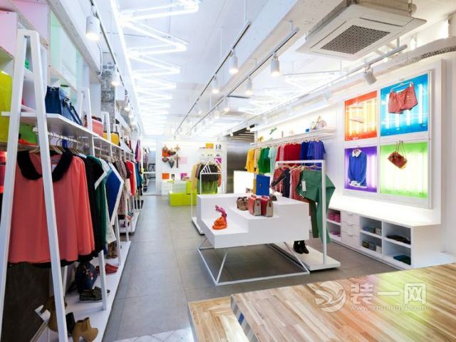 服装店面装修设计效果图