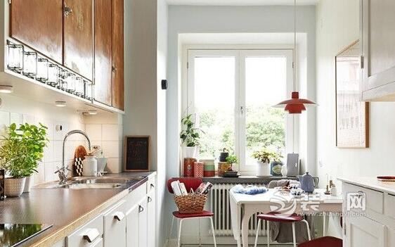 襄阳厨房飘窗装饰案例 打开窗户感受最明媚的阳光