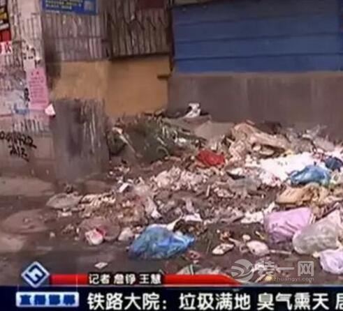 邯郸老旧小区急需改造 垃圾满地违规装修问题太普遍