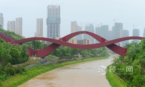 跻身“世界最性感建筑”梅溪湖中国结步行桥全面建成