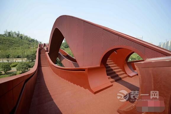 迷宫式长沙梅溪湖中国结步行桥将开放 你能走出来吗