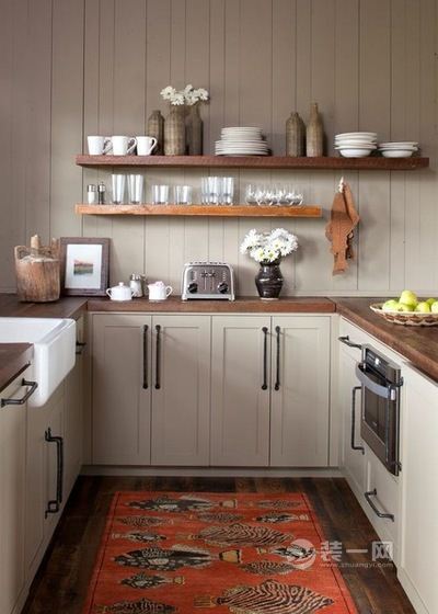 漂亮的百味厨房叶集装饰厨房空间设计