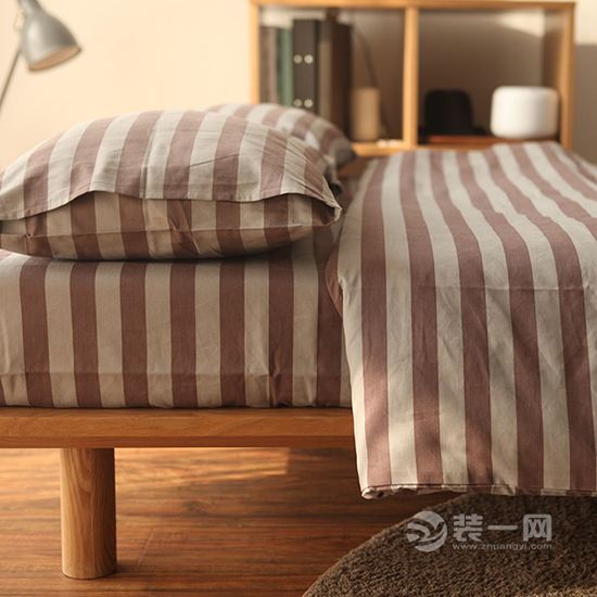 经典条纹元素床品 六安装饰演绎休闲居家气质