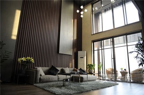 青岛220平复式楼简单大方精致时尚风格装修设计效果图