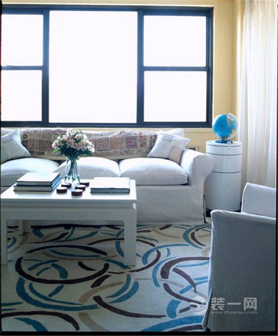 银川35平公寓大胆撞色现代温馨风格设计案例