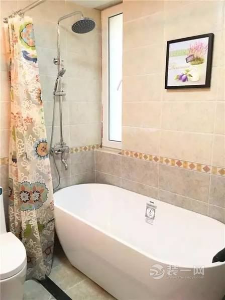如何选择浴室瓷砖颜色才能打造出高逼格浴室