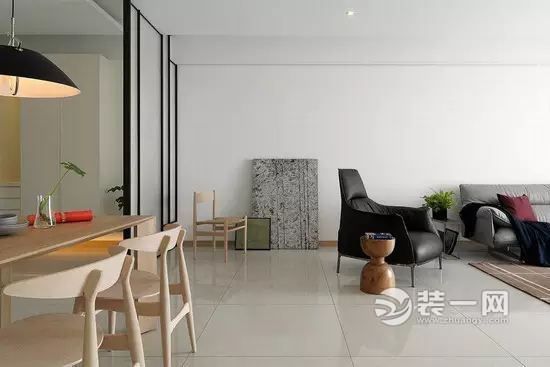 看唐山渤海豪庭85后性格直爽美女打造清爽舒适的家