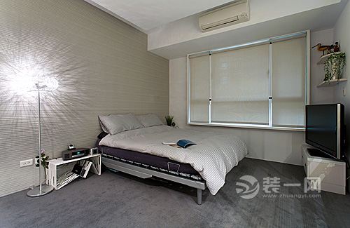 90平米纯白简约时尚三居室装修效果图