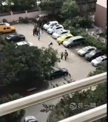 上海装修网揭空关地下车库 私家车停小区被砸窗玻璃