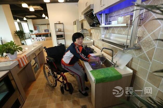 重庆首个居家养老体验中心正式开放 装修贴心人性化