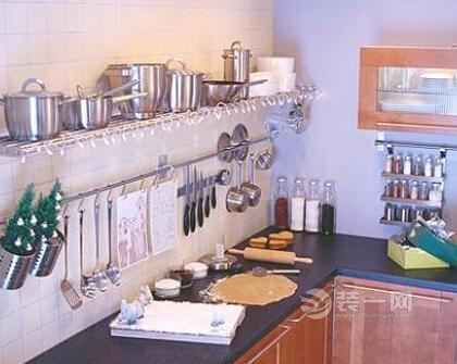 小户型厨房装修收纳有新招 轻松摆脱脏乱厨房环境