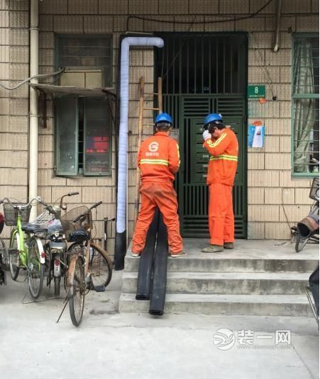上海2400个小区水管被穿“冬衣” 不用再挨冻啦