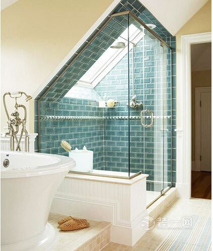阁楼改造的小户型卫浴间装修设计效果图 