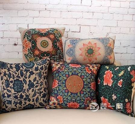 家居空间的出彩点缀 上海装饰公司分享八款个性抱枕