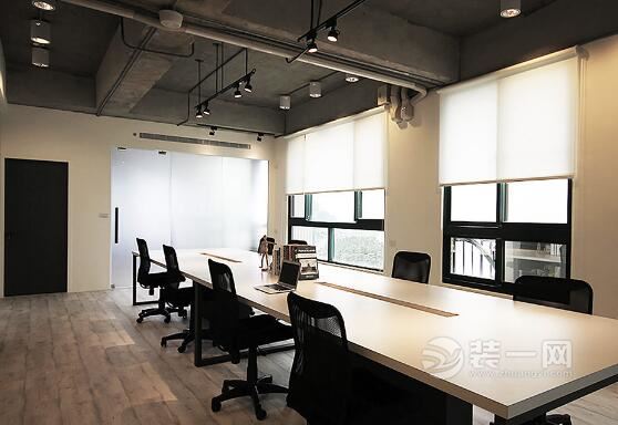 办公室装修实景图 成都装修公司打造多功能弹性空间