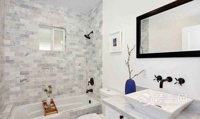 纯白静谧卫浴间现代简约风格装修效果图