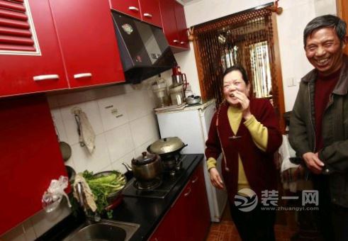 上海旧房改造装修500多万平 居民更方便笑声爽朗