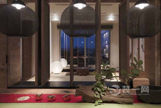 客厅里的柔美古典 中式屏风六安装饰隔断设计