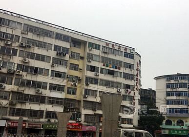 南昌阳明东路天桥开工三年未建成