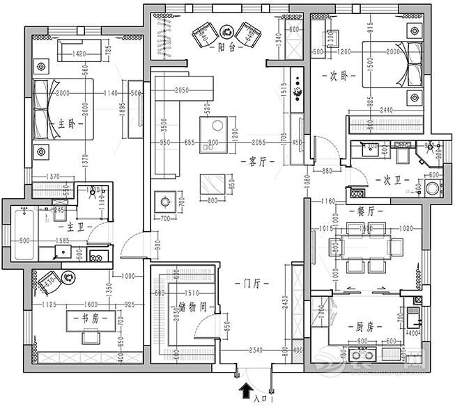 150平米三居室户型图