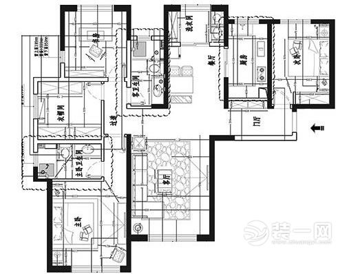 140平米三居室户型图