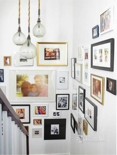 你家的照片装饰墙可以这样设计 过年拍的照挂起来吧